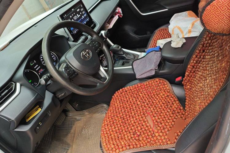 Used Toyota Wildlander 2020 Dual-Engine 2.5L E-CVT Two-Wheel Drive Luxury Edition Left Front Seat