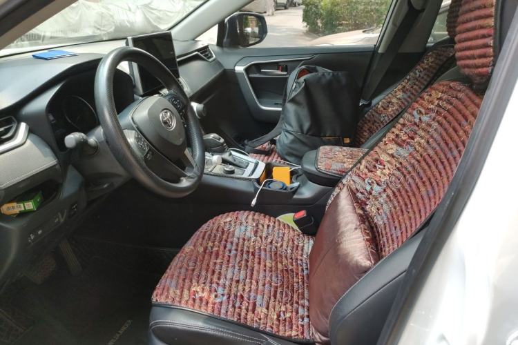 Used Toyota Wildlander 2020 Dual-Motor 2.5L E-CVT Four-Wheel Drive Luxury Edition Left Front Seat