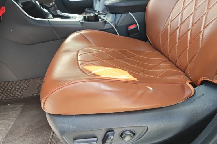 Used Toyota Wildlander 2020 2.0L CVT 4x4 Luxury Edition Left Front Seat