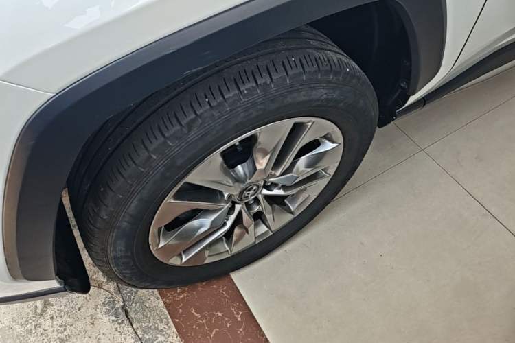 Used Toyota Wildlander 2020 2.0L CVT Two-Wheel Drive Luxury Edition Left Front Wheel Hub