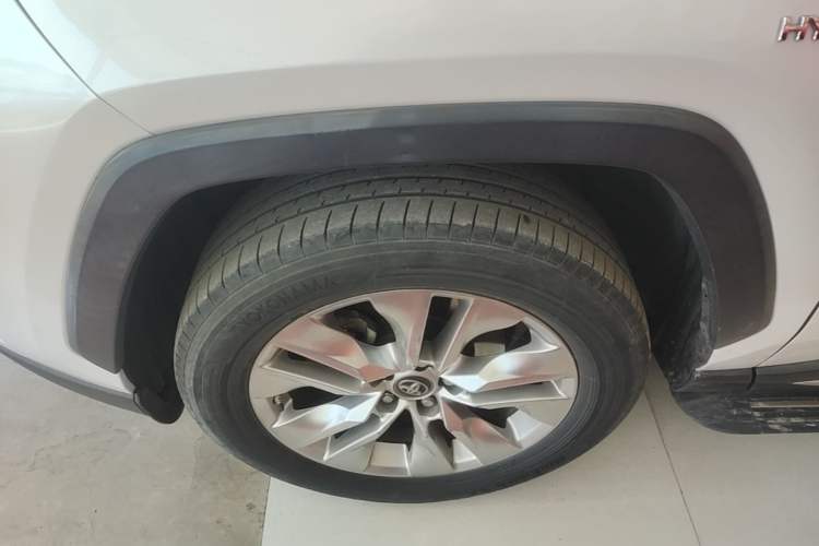 Used Toyota Wildlander 2020 Dual-Motor 2.5L E-CVT Four-Wheel Drive Luxury Edition Left Front Wheel Hub