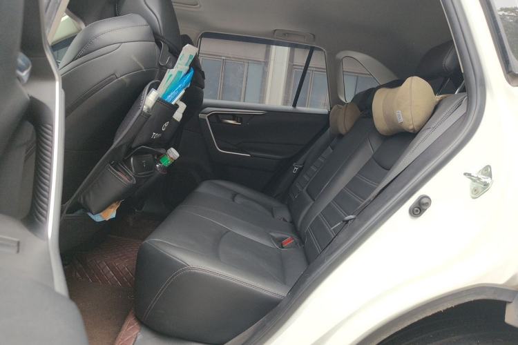 Used Toyota Wildlander 2020 2.0L CVT 4x4 Luxury Edition Left Rear Seat