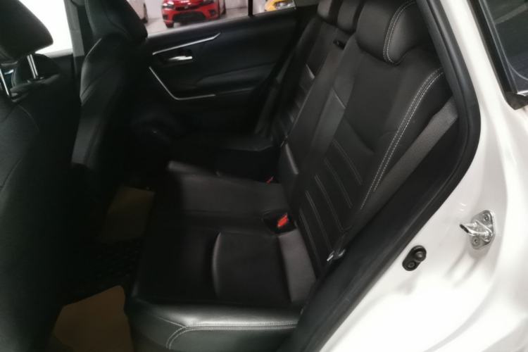 Used Toyota Wildlander 2020 Dual-Motor 2.5L E-CVT Four-Wheel Drive Luxury Edition Left Rear Seat