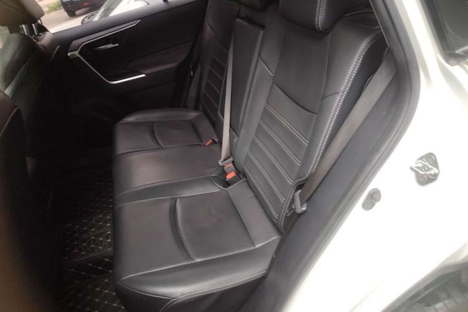Used Toyota Wildlander 2020 2.0L CVT Two-Wheel Drive Luxury Edition Left Rear Seat