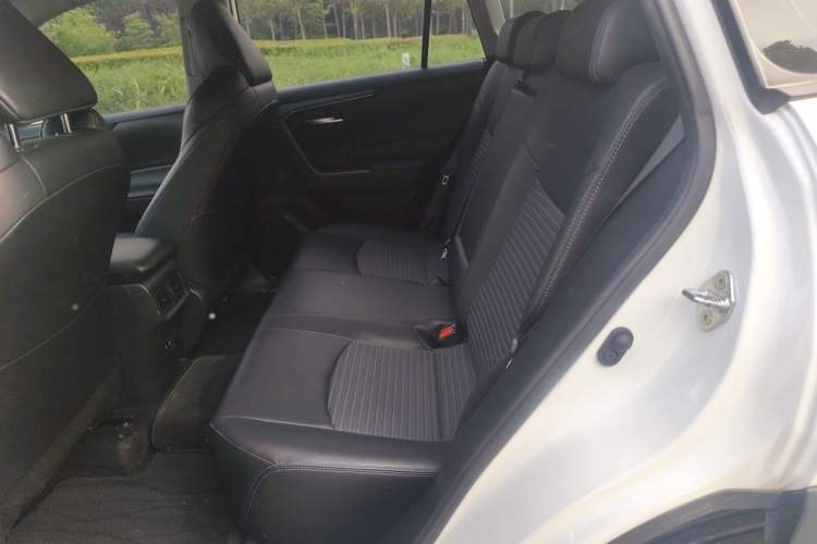 Used Toyota Wildlander 2020 2.0L CVT 4x4 Tech Edition Left Rear Seat