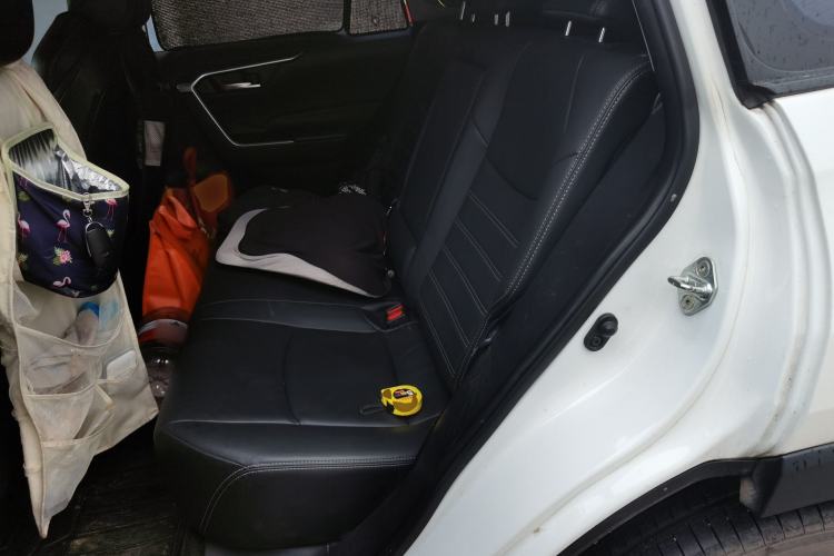 Used Toyota Wildlander 2020 2.0L CVT Two-Wheel Drive Luxury Edition Left Rear Seat