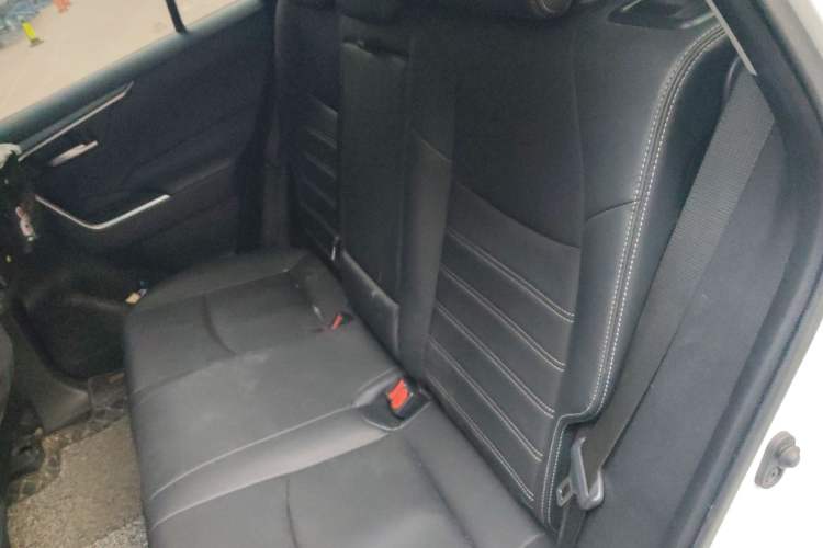 Used Toyota Wildlander 2020 2.0L CVT 4x4 Luxury Edition Left Rear Seat