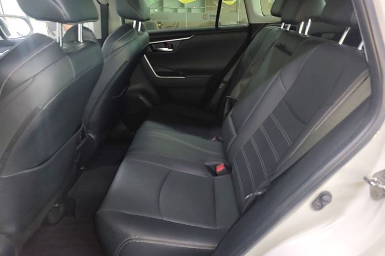 Used Toyota Wildlander 2020 2.0L CVT Four-Wheel Drive Premium Edition Left Rear Seat