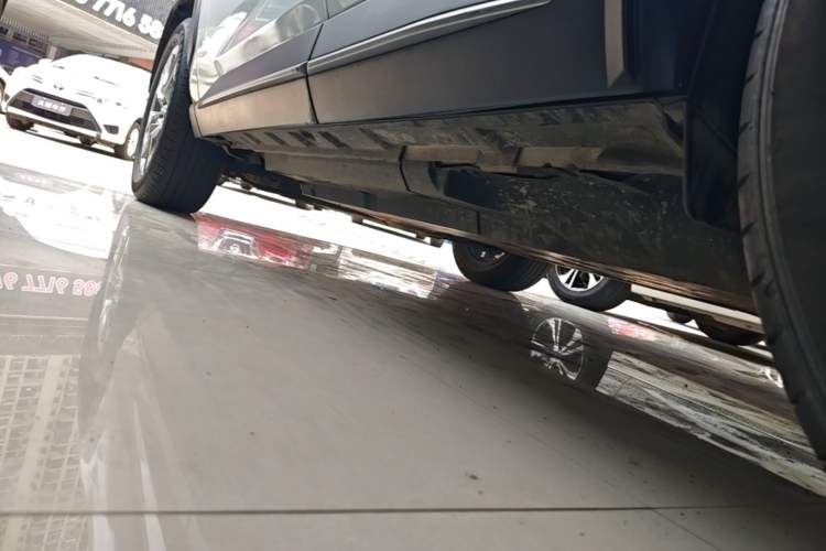Used Toyota Wildlander 2020 2.0L CVT Two-Wheel Drive Luxury Edition Left Side Sill