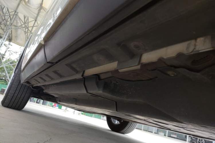 Used Toyota Wildlander 2020 2.0L CVT 4x4 Luxury Edition Left Side Sill