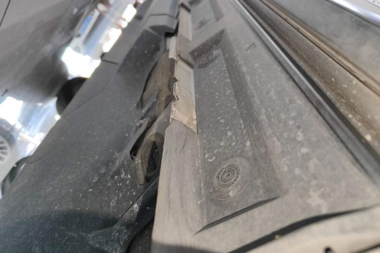 Used Toyota Wildlander 2020 2.0L CVT Two-Wheel Drive Tech Edition Left Side Sill