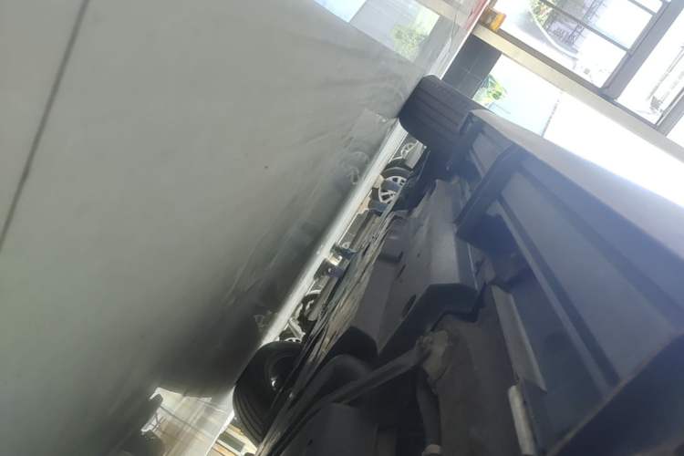 Used Toyota Wildlander 2020 Dual-Motor 2.5L E-CVT Four-Wheel Drive Luxury Edition Left Side Sill