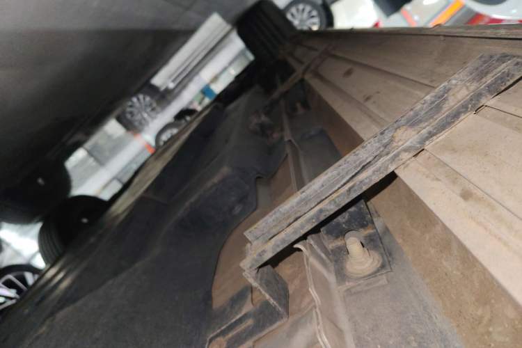 Used Toyota Wildlander 2020 2.0L CVT Two-Wheel Drive Luxury Edition Left Side Sill