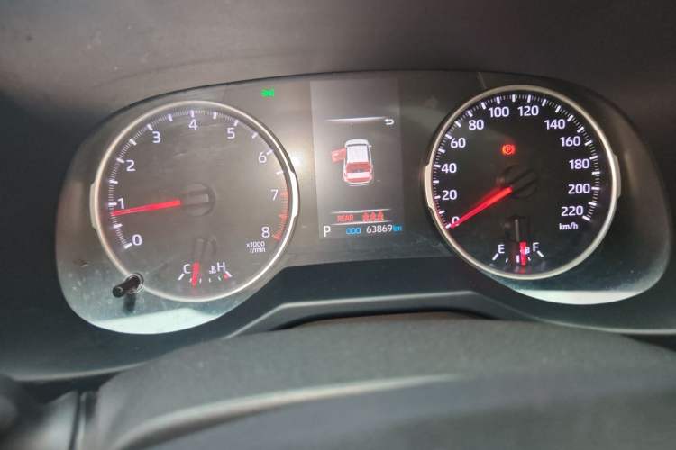 Used Toyota Wildlander 2020 2.0L CVT Two-Wheel Drive Luxury Edition Odometer Close Up