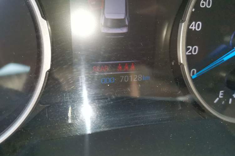 Used Toyota Wildlander 2020 Dual-Engine 2.5L E-CVT Two-Wheel Drive Leading Edition Odometer Close Up