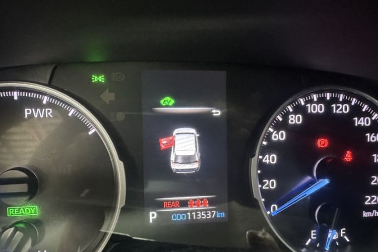Used Toyota Wildlander 2020 Dual-Engine 2.5L E-CVT Two-Wheel Drive Luxury Edition Odometer Close Up