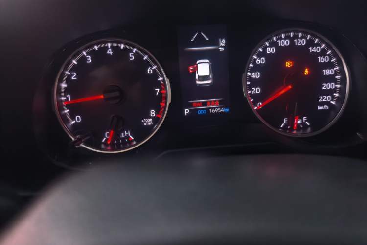 Used Toyota Wildlander 2020 2.0L CVT 4x4 Luxury Edition Odometer Close Up