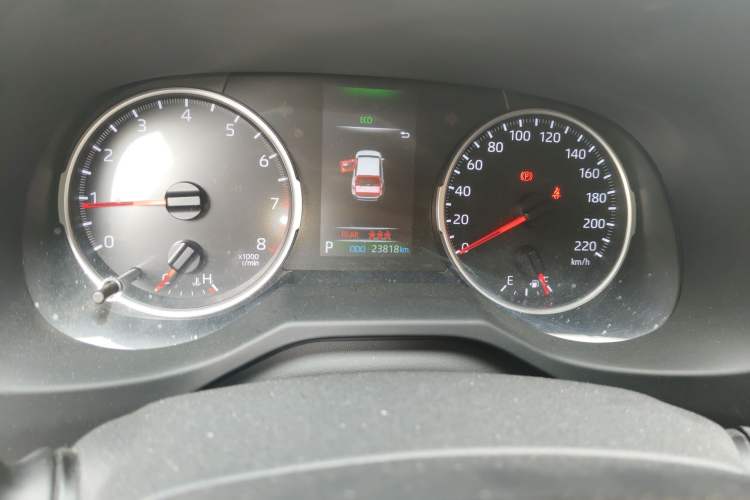Used Toyota Wildlander 2020 2.0L CVT Two-Wheel Drive Luxury Edition Odometer Close Up