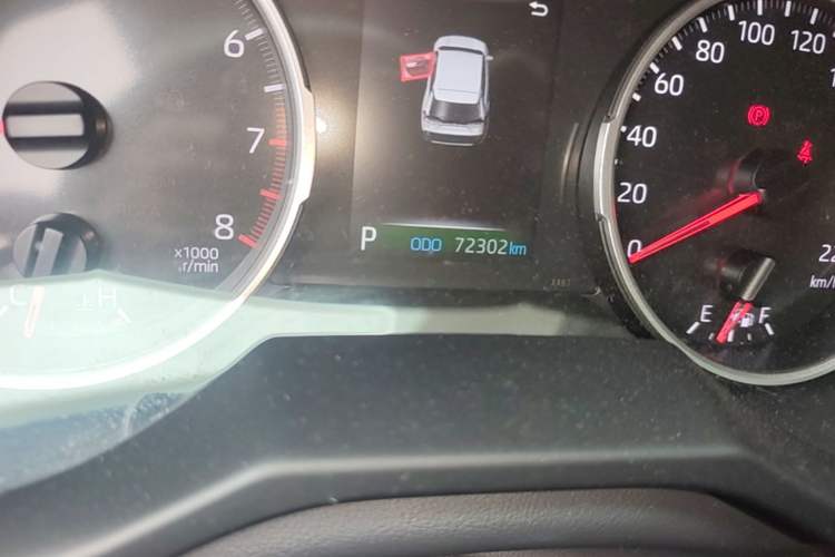 Used Toyota Wildlander 2020 2.0L CVT Two-Wheel Drive Prestige Edition Odometer Close Up