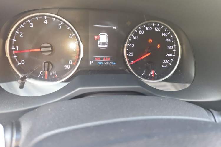 Used Toyota Wildlander 2020 2.0L CVT Two-Wheel Drive Leading Edition Odometer Close Up