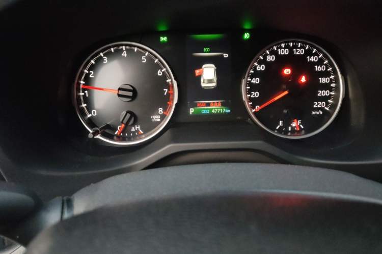 Used Toyota Wildlander 2020 2.0L CVT 4x4 Luxury Edition Odometer Close Up