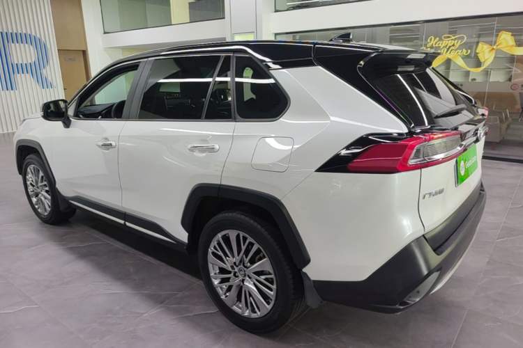 Used Toyota Wildlander 2020 2.0L CVT Four-Wheel Drive Premium Edition Rear Left 45 Deg