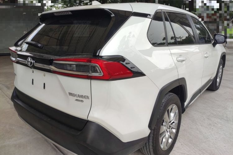 Used Toyota Wildlander 2020 2.0L CVT 4x4 Luxury Edition Rear Right 45 Deg