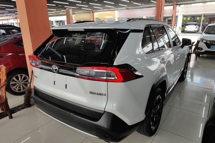 Used Toyota Wildlander 2020 2.0L CVT Two-Wheel Drive Tech Edition Rear Right 45 Deg
