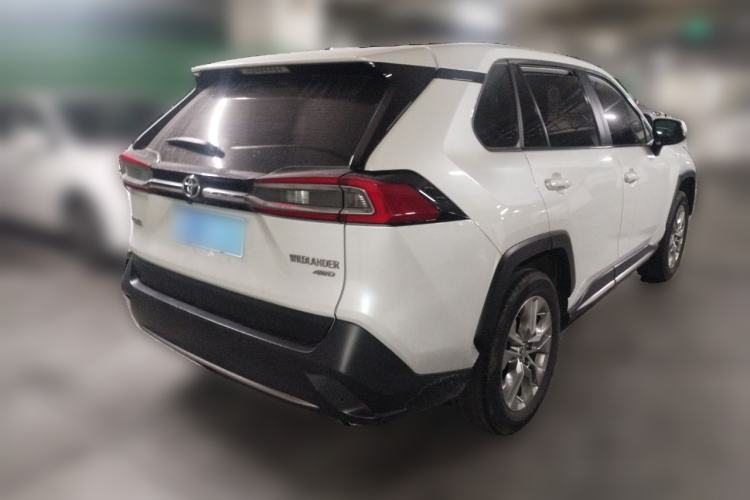 Used Toyota Wildlander 2020 2.0L CVT 4x4 Luxury Edition Rear Right 45 Deg