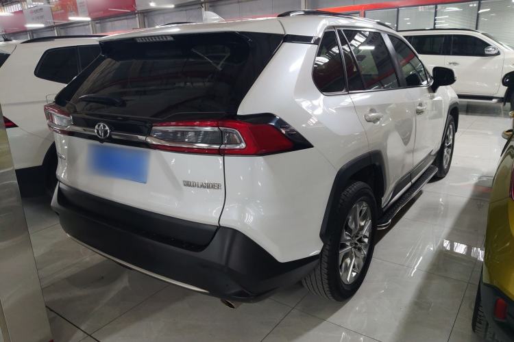 Used Toyota Wildlander 2020 2.0L CVT Two-Wheel Drive Luxury Edition Rear Right 45 Deg