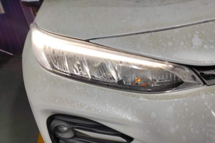 Used Toyota Wildlander 2020 2.0L CVT Two-Wheel Drive Leading Edition Right Front Headlight
