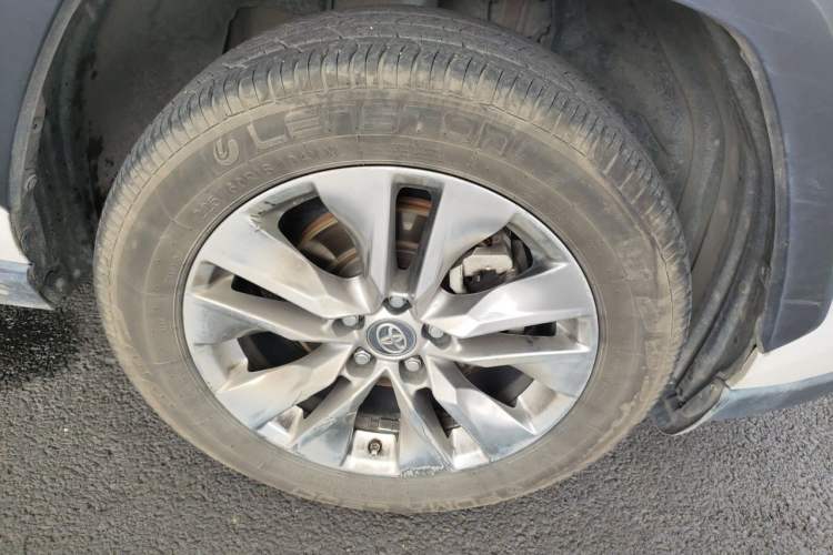 Used Toyota Wildlander 2020 2.0L CVT Two-Wheel Drive Luxury Edition Right Front Wheel Hub