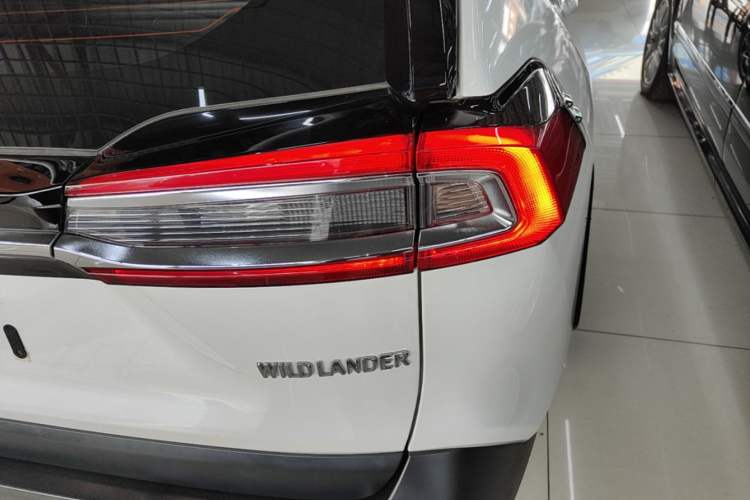Used Toyota Wildlander 2020 2.0L CVT Two-Wheel Drive Tech Edition Right Rear Taillight
