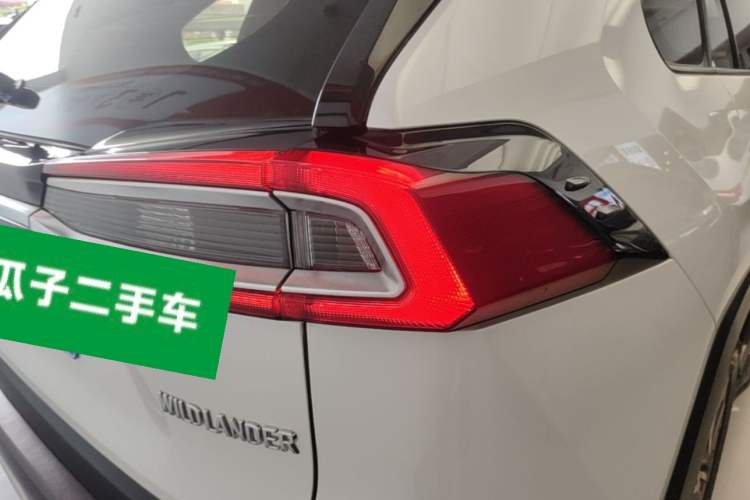 Used Toyota Wildlander 2020 2.0L CVT Two-Wheel Drive Prestige Edition Right Rear Taillight