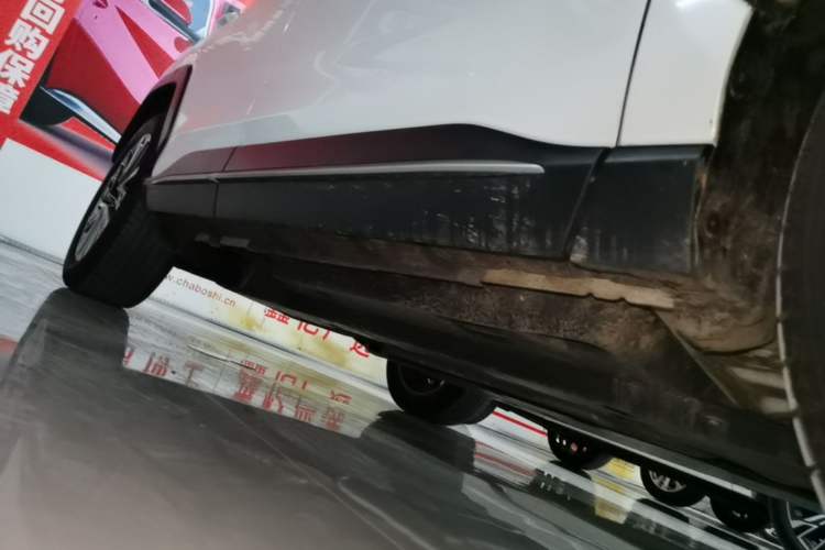 Used Toyota Wildlander 2020 2.0L CVT Four-Wheel Drive Premium Edition Right Side Sill