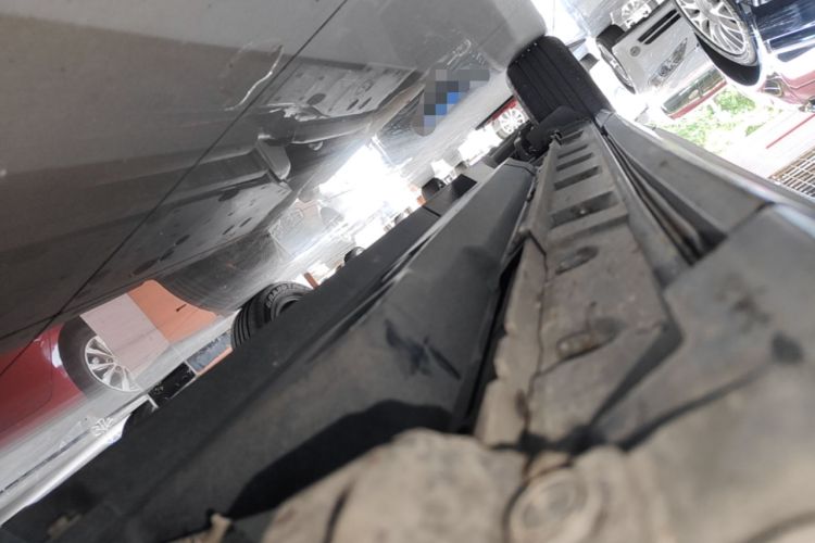 Used Toyota Wildlander 2020 2.0L CVT Two-Wheel Drive Tech Edition Right Side Sill