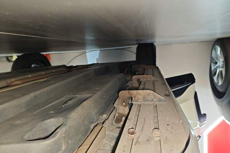 Used Toyota Wildlander 2020 2.0L CVT Two-Wheel Drive Luxury Edition Right Side Sill
