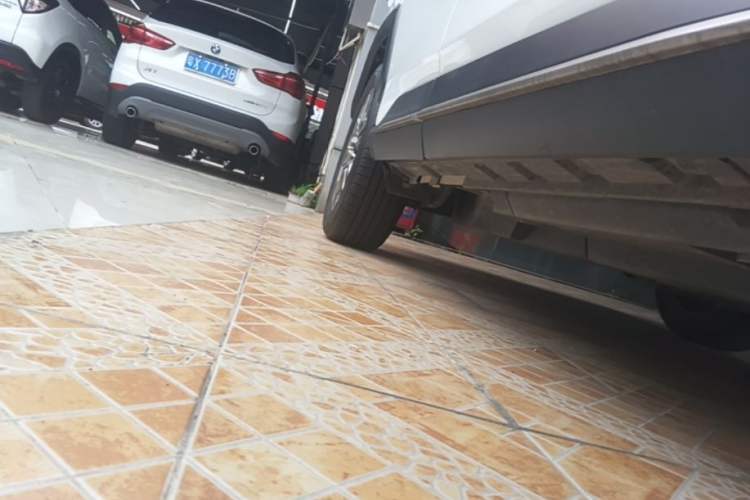 Used Toyota Wildlander 2020 2.0L CVT Two-Wheel Drive Luxury Edition Right Side Sill