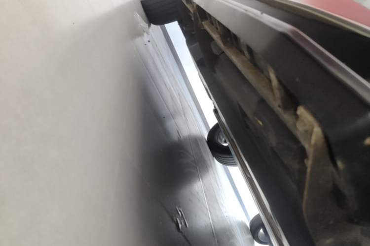Used Toyota Wildlander 2020 2.0L CVT Two-Wheel Drive Prestige Edition Right Side Sill
