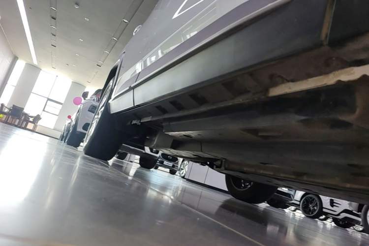 Used Toyota Wildlander 2020 2.0L CVT Four-Wheel Drive Premium Edition Right Side Sill