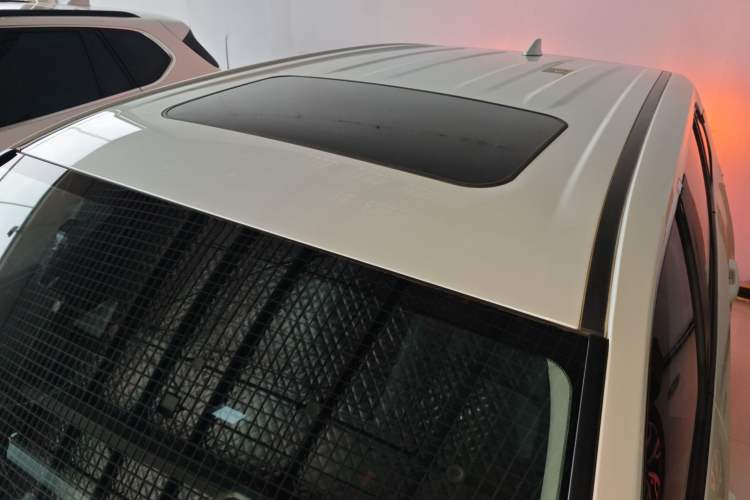 Used Toyota Wildlander 2020 Dual-Engine 2.5L E-CVT Two-Wheel Drive Luxury Edition Roof