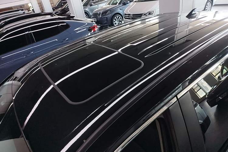 Used Toyota Wildlander 2020 2.0L CVT Four-Wheel Drive Premium Edition Roof