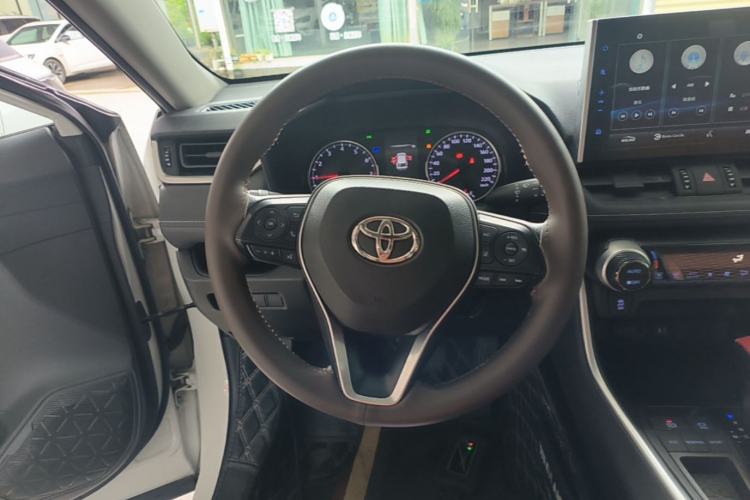 Used Toyota Wildlander 2020 2.0L CVT Two-Wheel Drive Luxury Edition Steering Wheel
