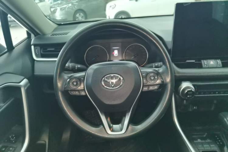Used Toyota Wildlander 2020 Dual-Engine 2.5L E-CVT Two-Wheel Drive Luxury Edition Steering Wheel