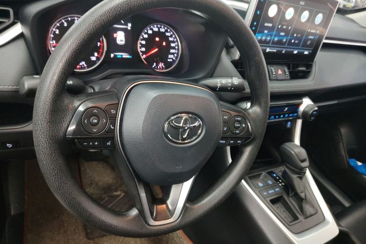 Used Toyota Wildlander 2020 2.0L CVT Two-Wheel Drive Luxury Edition Steering Wheel