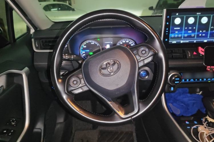 Used Toyota Wildlander 2020 Dual-Engine 2.5L E-CVT Two-Wheel Drive Luxury Edition Steering Wheel