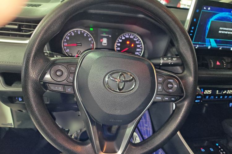 Used Toyota Wildlander 2020 2.0L CVT 4x4 Luxury Edition Steering Wheel