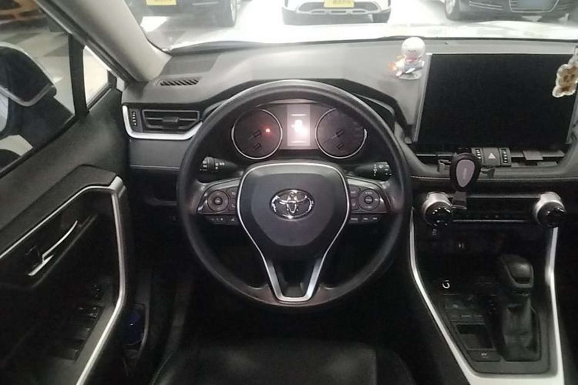 Used Toyota Wildlander 2020 Dual-Engine 2.5L E-CVT Two-Wheel Drive Luxury Edition Steering Wheel