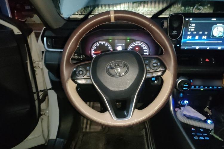 Used Toyota Wildlander 2020 2.0L CVT 4x4 Luxury Edition Steering Wheel