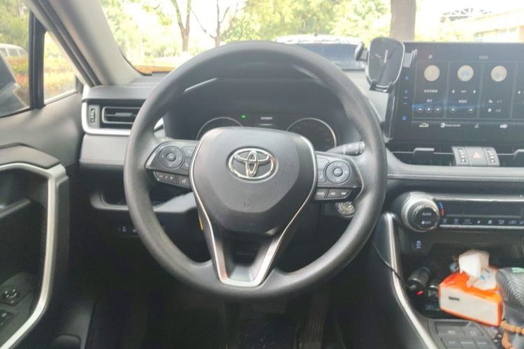 Used Toyota Wildlander 2020 2.0L CVT 4x4 Luxury Edition Steering Wheel
